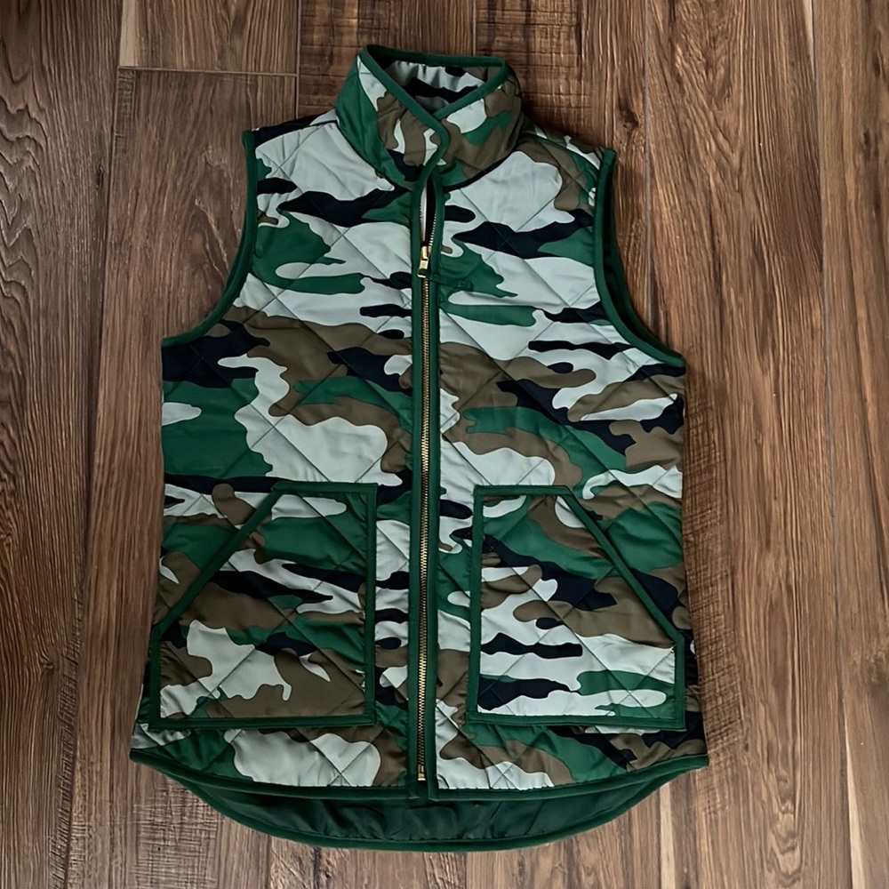 J. Crew Camo Vest Size XXS NEW